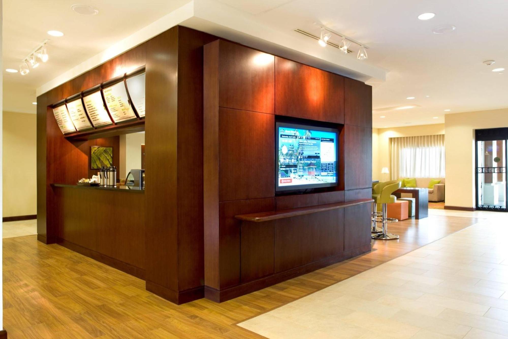 Courtyard By Marriott Port Of Spain Ngoại thất bức ảnh